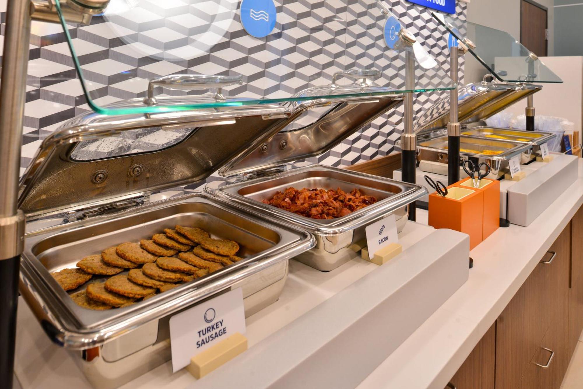 Holiday Inn Express & Suites Oklahoma City Northwest By Ihg Bagian luar foto