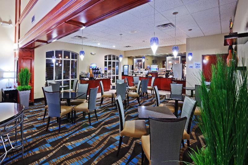 Holiday Inn Express & Suites Oklahoma City Northwest By Ihg Bagian luar foto